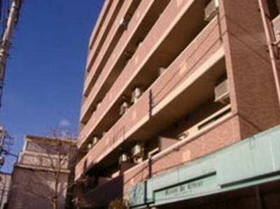 【外観】 | メゾン　ド　リヴェール | 鉄筋コンクリート造のがっちりとした建物。