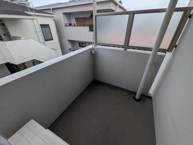 ビオトープ塚本のバルコニー