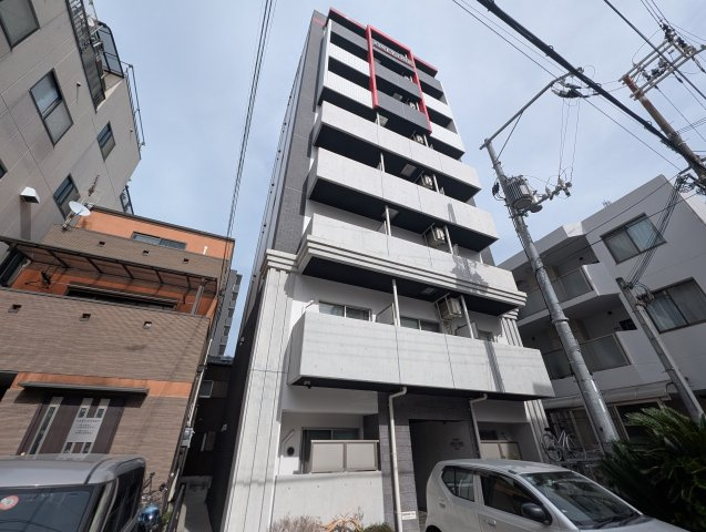 ONLYONE塚本の外観