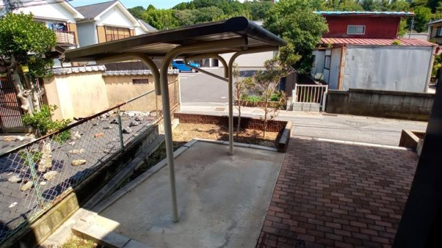 レオパレスピーチハウスのその他|屋根付き駐輪場