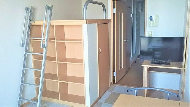 レオパレス晃栄の居間・リビング