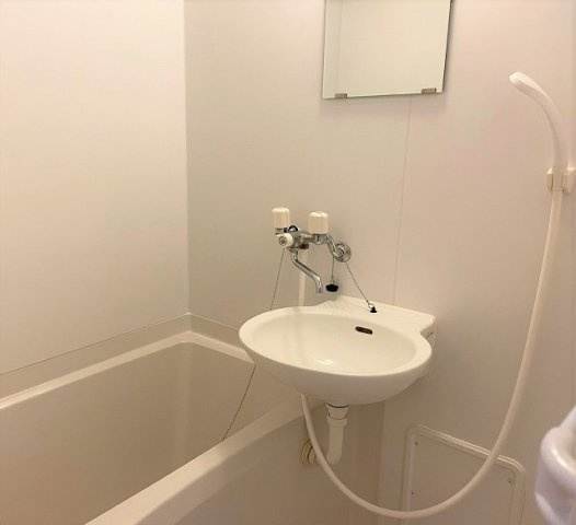 レオパレス上志津の浴室