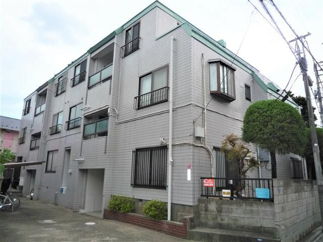 ユーハイツ金町の外観