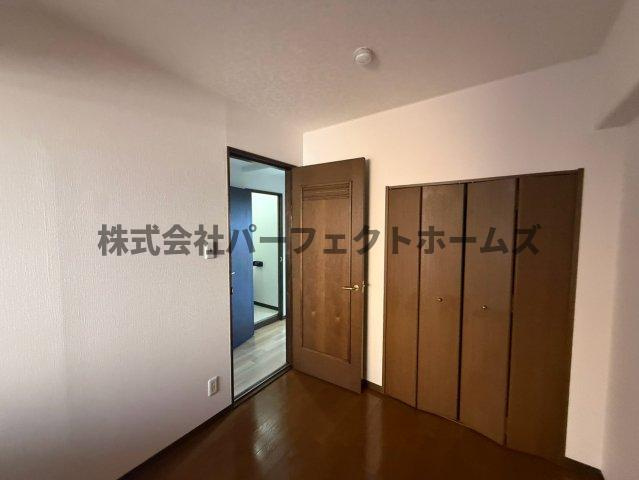ふぁみーゆ寝屋川セントラルパークA棟の洋室|洋室です