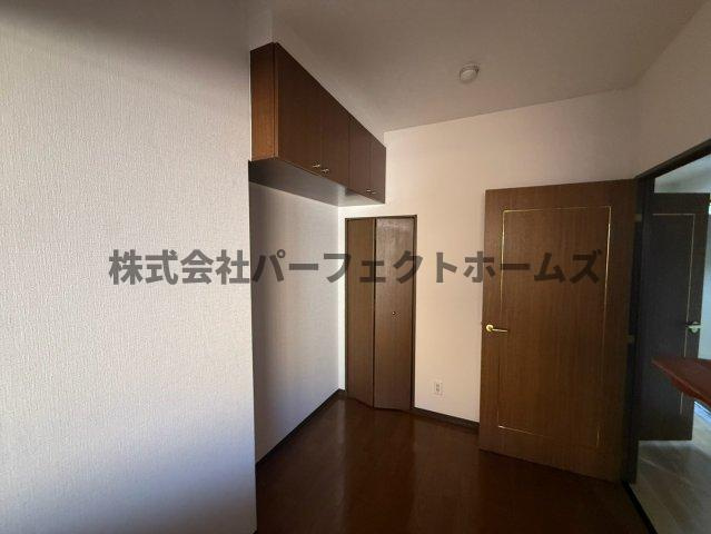 ふぁみーゆ寝屋川セントラルパークA棟の洋室|個人の部屋や寝室として使える洋室です