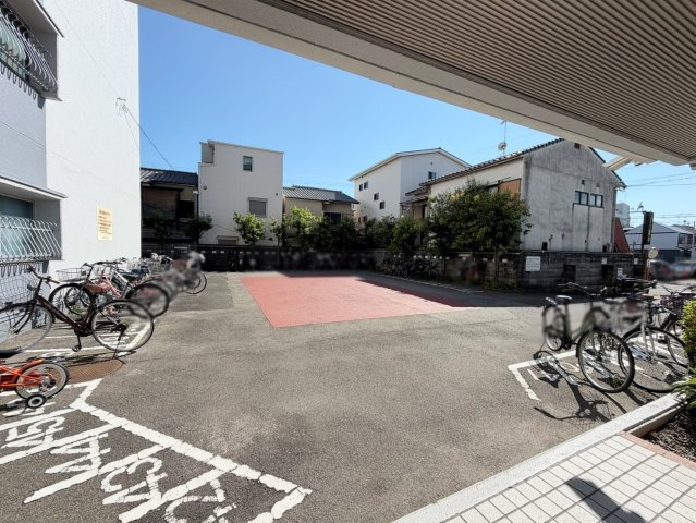 塔南蒔絵ハイツの駐輪場|駐輪場完備◎（R8.8撮影）