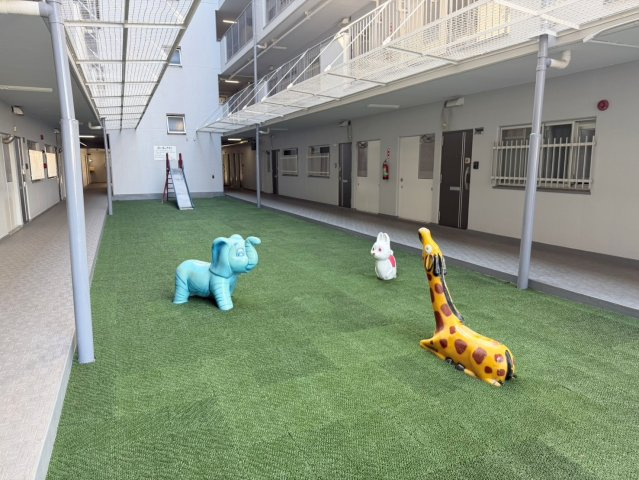 塔南蒔絵ハイツのその他|敷地内に公園がございます！（R8.8撮影）