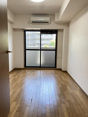 【寝室】