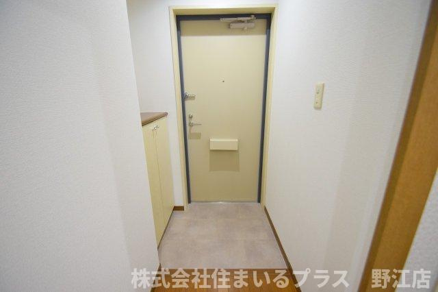 サンシード城東の玄関