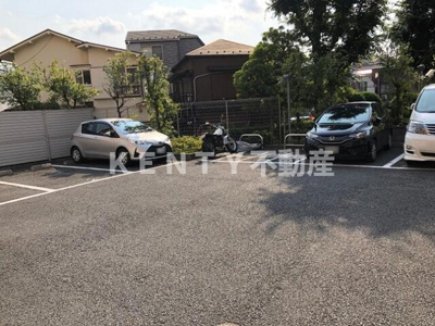 【駐車場】 | ロアール西品川 | 車をお持ちの方に嬉しい駐車場付きの物件です