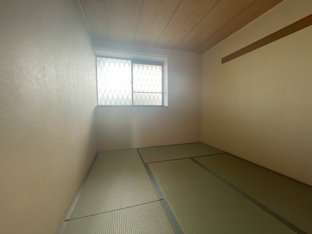 エストハイツの和室