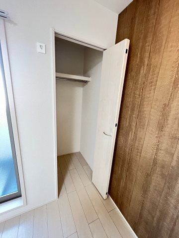 尼崎市東園田町６丁目のアパートの収納