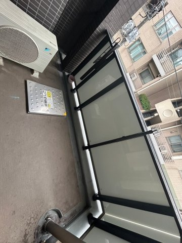 【バルコニー】