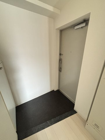 【玄関】ロイスグラン神戸下沢通