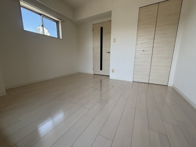 【寝室】ロイスグラン神戸下沢通