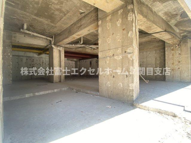 レアレア杭全61番館店舗・事務所・倉庫の内装