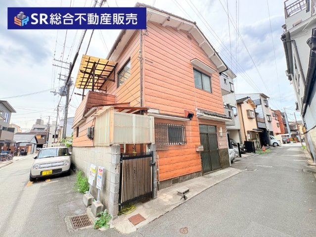 荒川3丁目中古戸建の外観|北東角地・ニーズの高い2F建て♪3沿線2駅利用可能なので、電車をご利用される方に特にオススメです！
