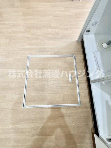 One step A棟のその他|床下収納