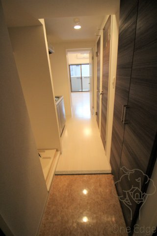 Luxe天神橋の玄関
