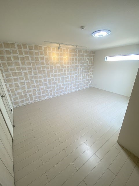 尼崎市南塚口町８丁目のアパートの居間・リビング