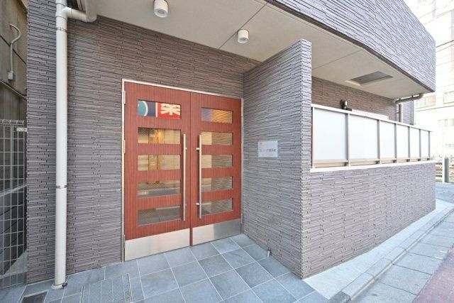 音楽マンション セレナーデ東長崎のエントランス