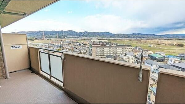 パデシオン三山木駅前のバルコニー