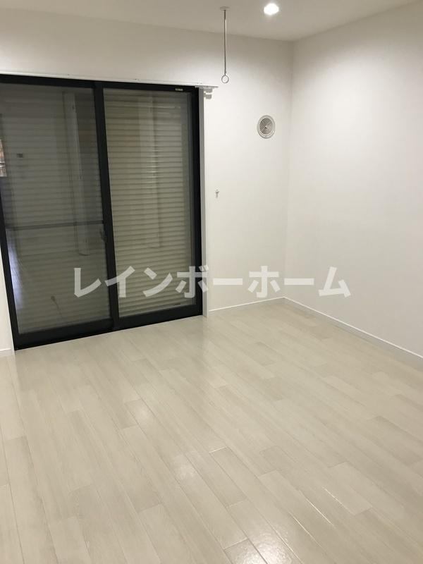 リベルタの寝室