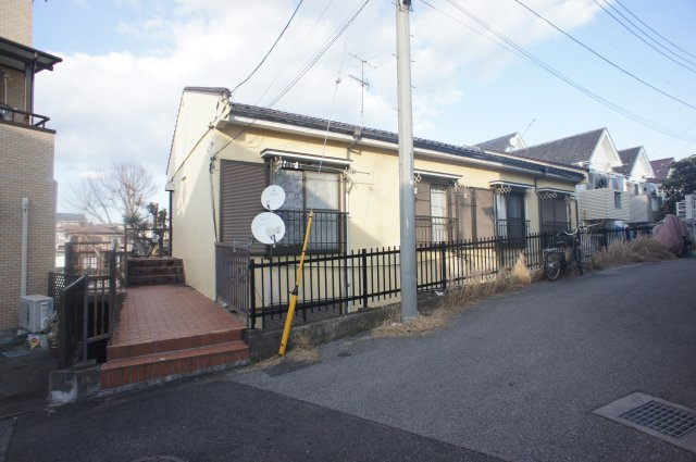 大野ハイツの外観