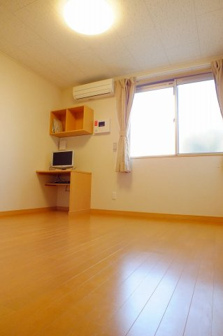 レオネクストやなぎ荘　第二の居間・リビング