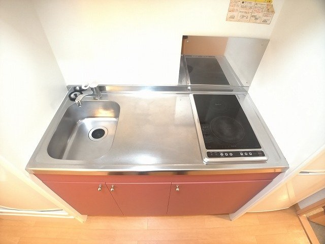 レオパレスゴールデン　ゴンタのキッチン|キッチン