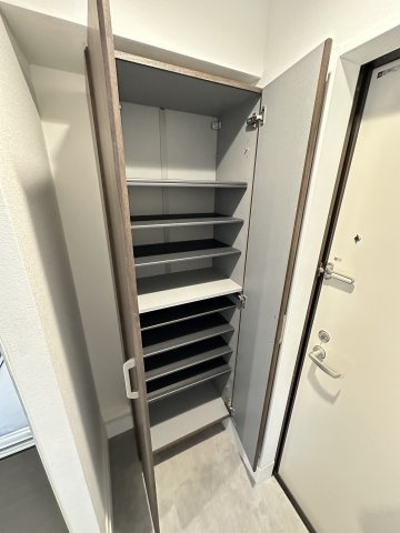 ベイルーム中央林間の玄関
