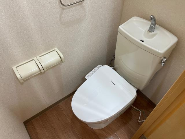 アシューレメゾンのトイレ|シャワー付トイレ