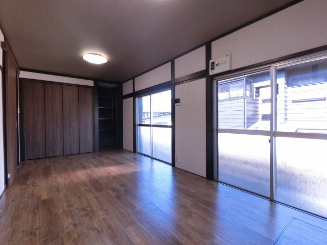 佐倉市臼井台K邸戸建の居間・リビング