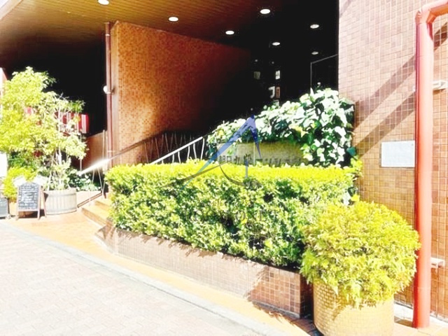 朝日九段マンションのエントランス|エントランスです。