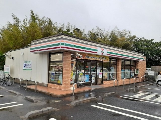 メゾン　ドゥ　シャトゥーⅡの周辺|セブンイレブンまで300m