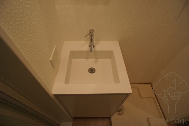 LuXe菅栄町の独立洗面台