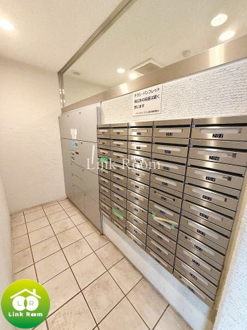グランヴァンラクシス東大島のロビー