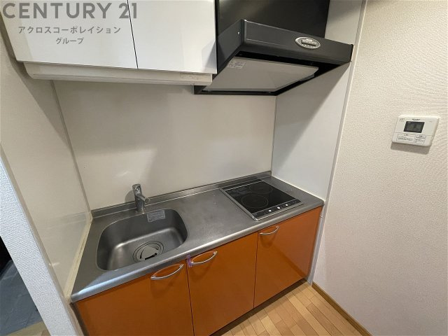 壁付けキッチンでスペースを有効活用できます！