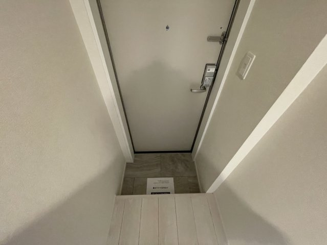 プライムゲートの玄関