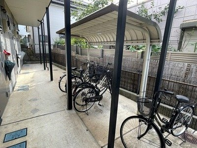 レオパレスグランデームケイのその他|駐輪場