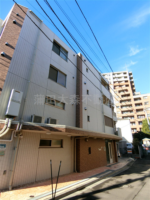 DRマンションⅠの外観|外観タイル張り　2016年9月築　RC鉄筋コンクリート造地上4階建て総戸数14戸の賃貸マンション　東京都大田区大森東4丁目　京浜急行本線大森町駅、梅屋敷駅