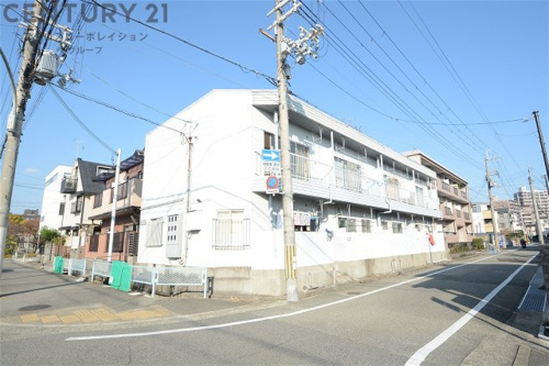 敷地内に住居者用のごみ置き場があります！