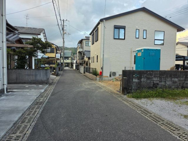 「4.5帖大容量納戸完備」高知市秦南町第1　1棟新築一戸建ての前面道路含む現地写真|8月27日撮影現地状況。閑静な住宅街です。