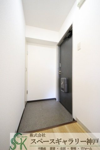 ニュープレジデント藤澤の玄関|※お部屋により仕様が異なる場合があります※