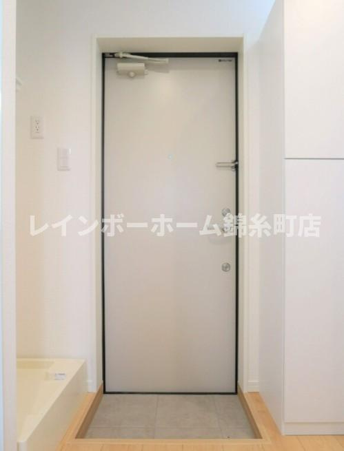 エクセラン柴又の玄関
