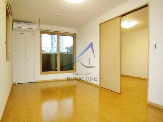 グランソレイユの居間・リビング|洋室のお部屋です。