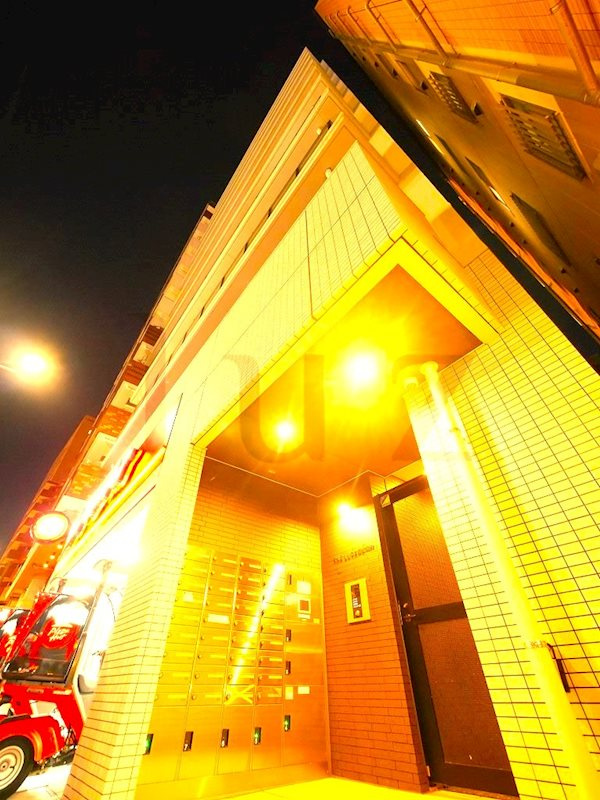 横浜市中区長者町５丁目の賃貸マンション