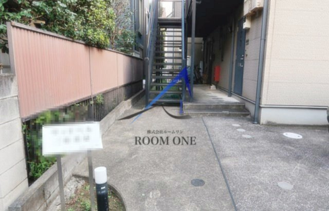 ウッドベル三軒茶屋のエントランス|エントランスです。