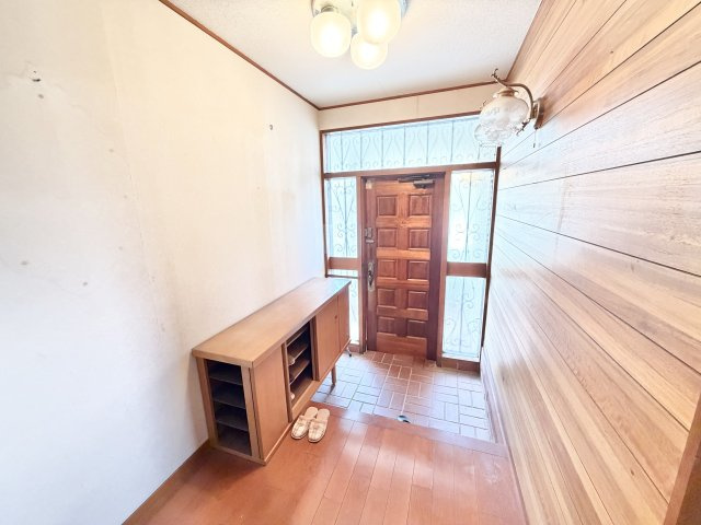 鹿渡戸建の玄関|玄関です