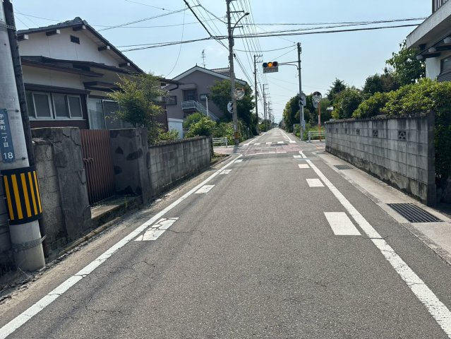 宇高町1丁目　売土地の前面道路含む現地写真|【前面道路含む現地写真】
